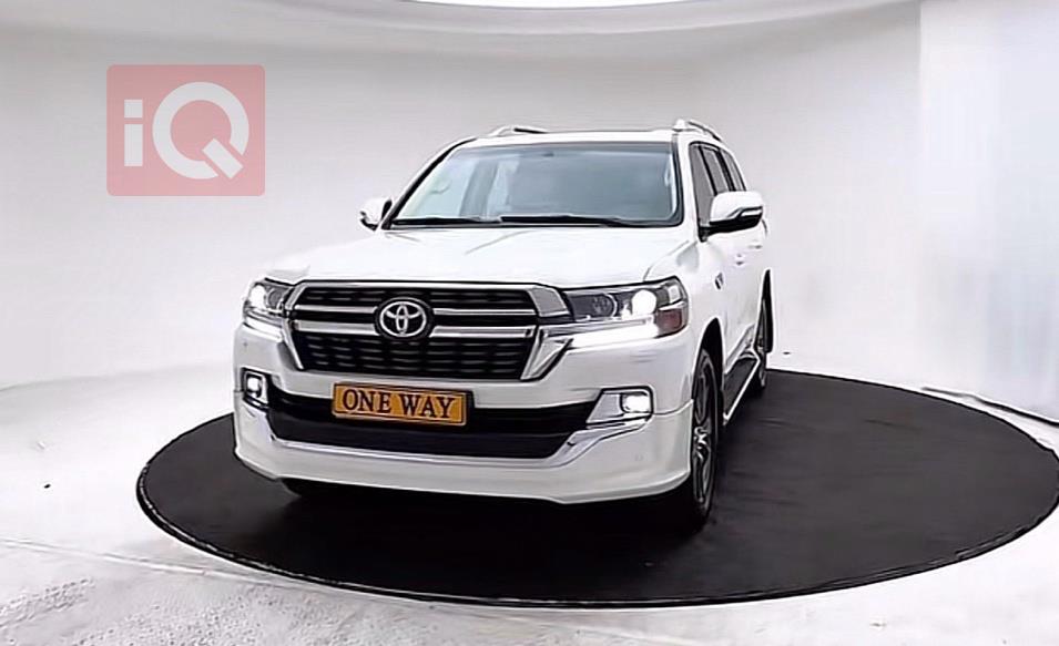 تويوتا لاندكروزر